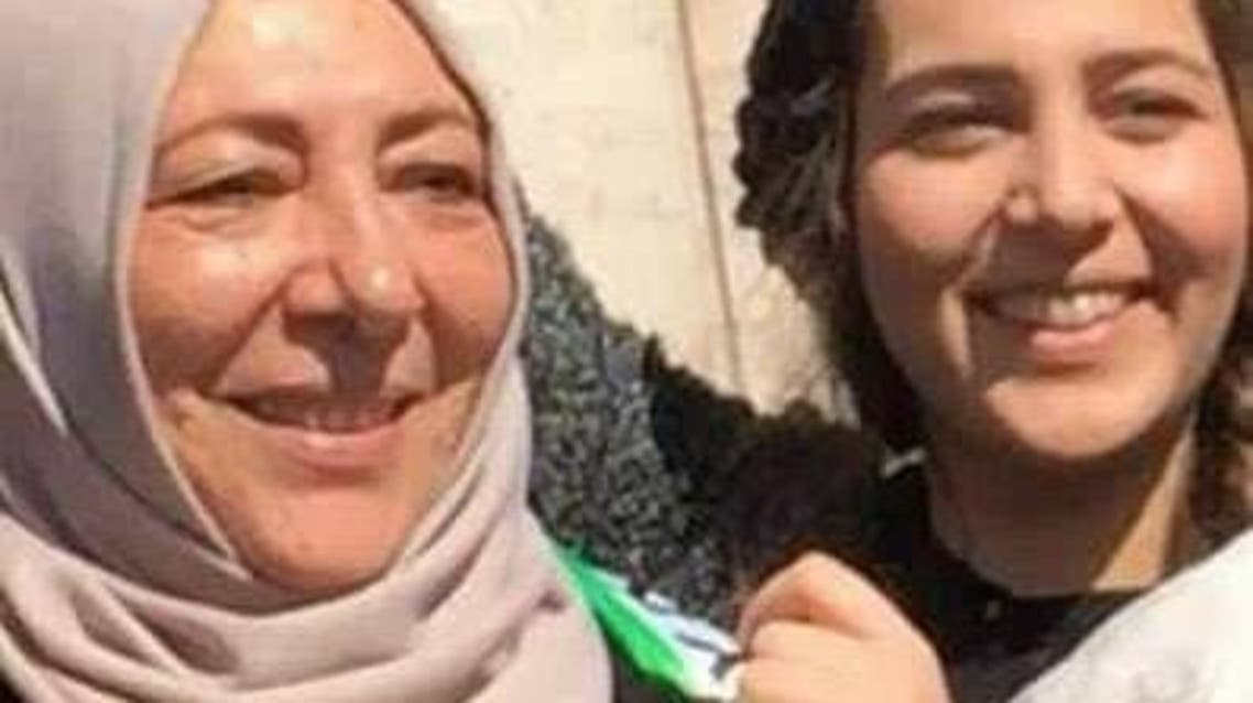 عروبة بركات وابنتها حلا