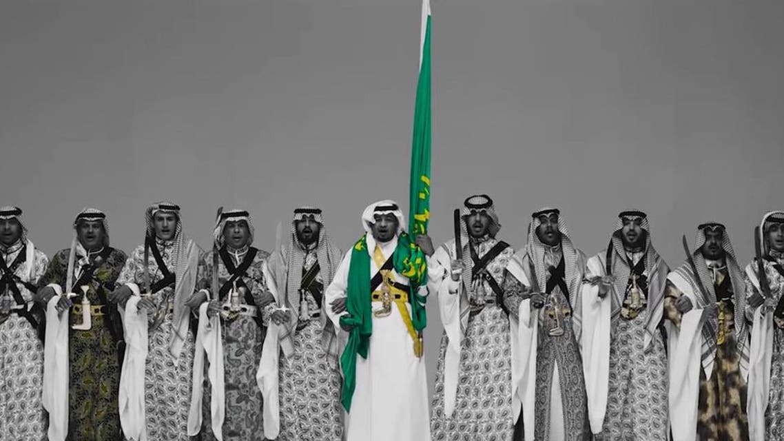 Watch the traditional Saudi ardha dance orchestra style