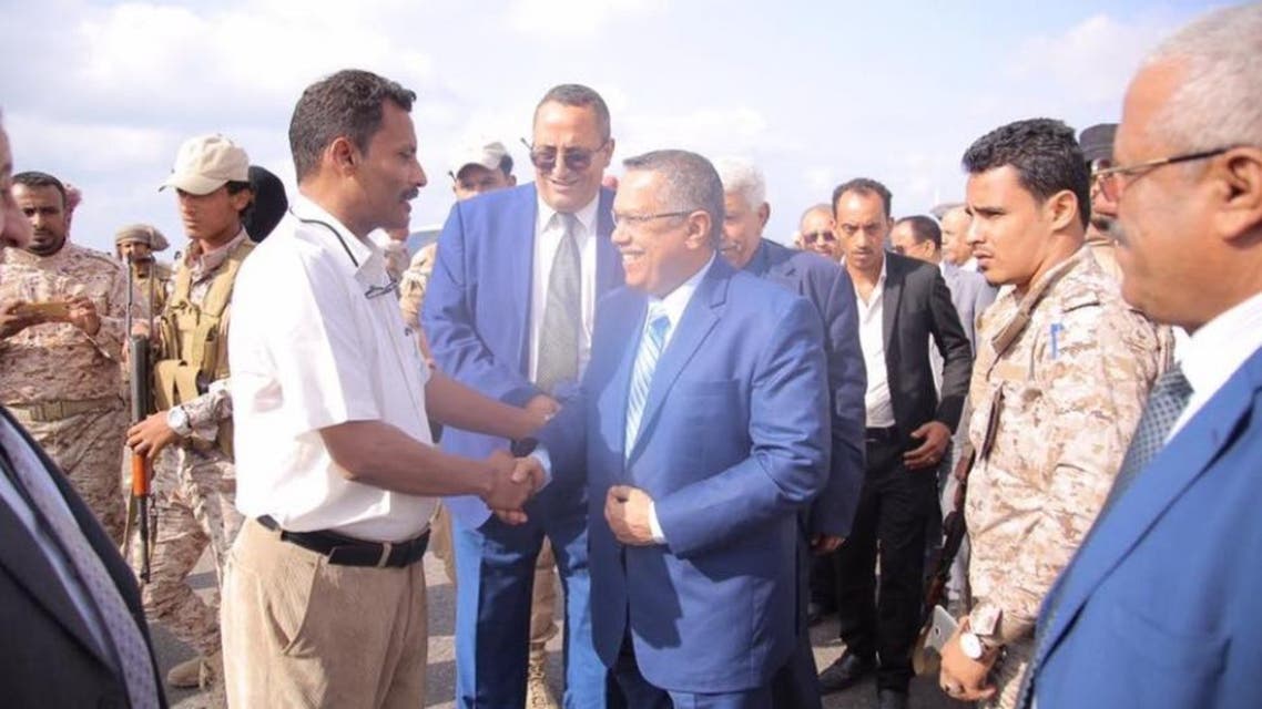 رئيس الحكومة اليمنية لدى وصوله إلى محافظة أبين