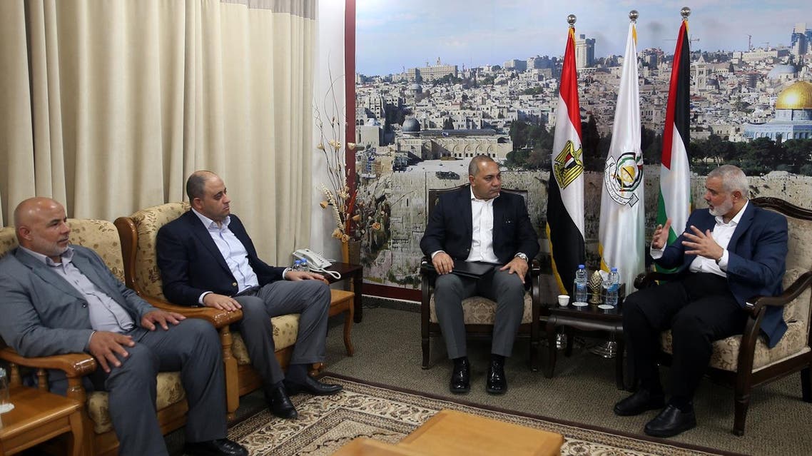 Senior Hamas official Ismail Haniyeh (R) meets members of the Egyptian Delegation at his office in Gaza City on October 1, 2017. (AFP)