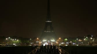 Eiffel Tower goes dark for Las Vegas victims 