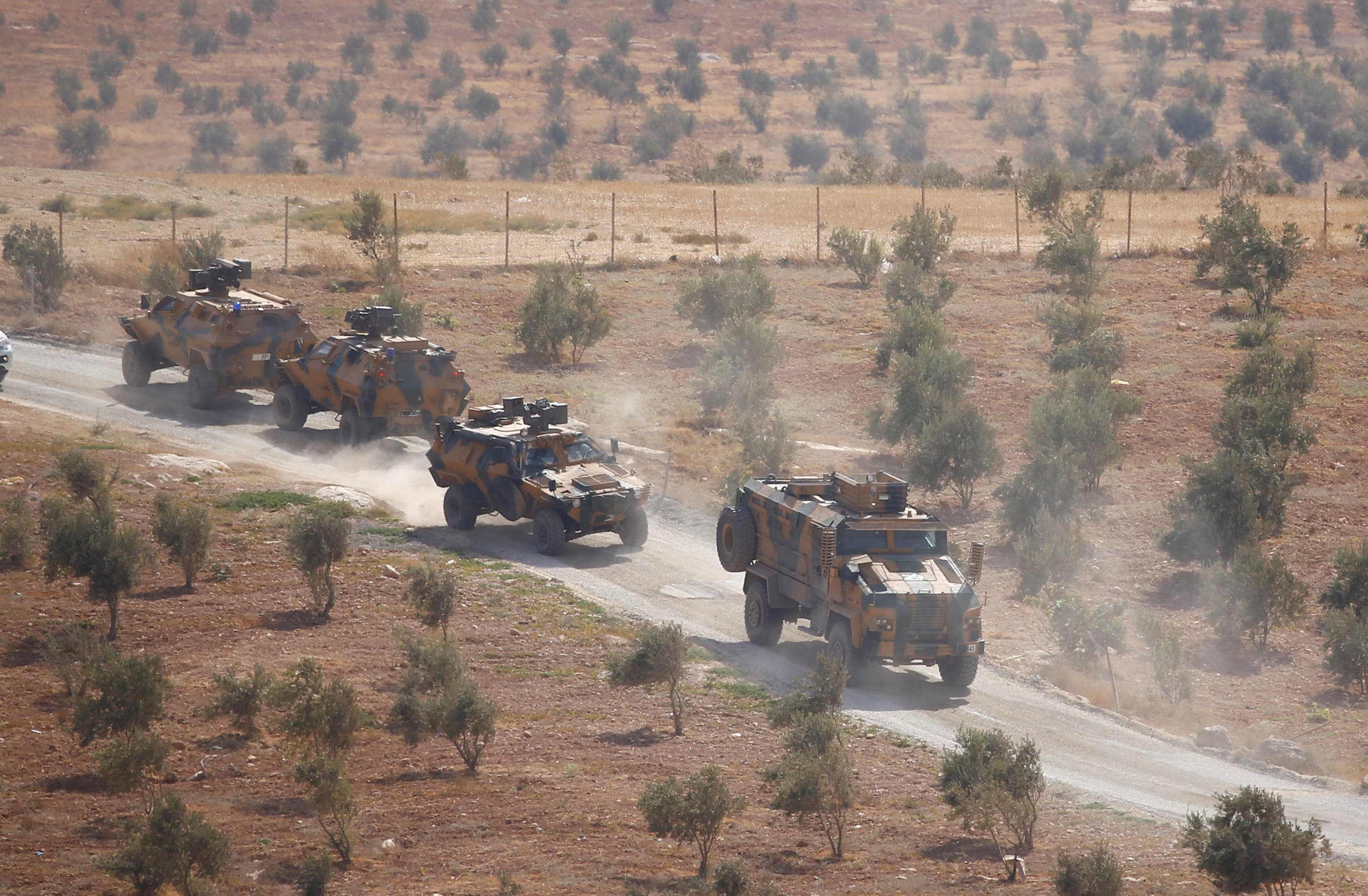 آليات عسكرية تركية في إدلب