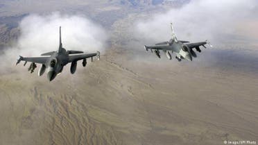 افزایش حملات هوایی نیروهای امریکایی بر مواضع طالبان و داعش در افغانستان