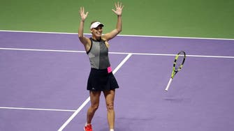 Caroline Wozniacki stands firm to claim WTA Finals title