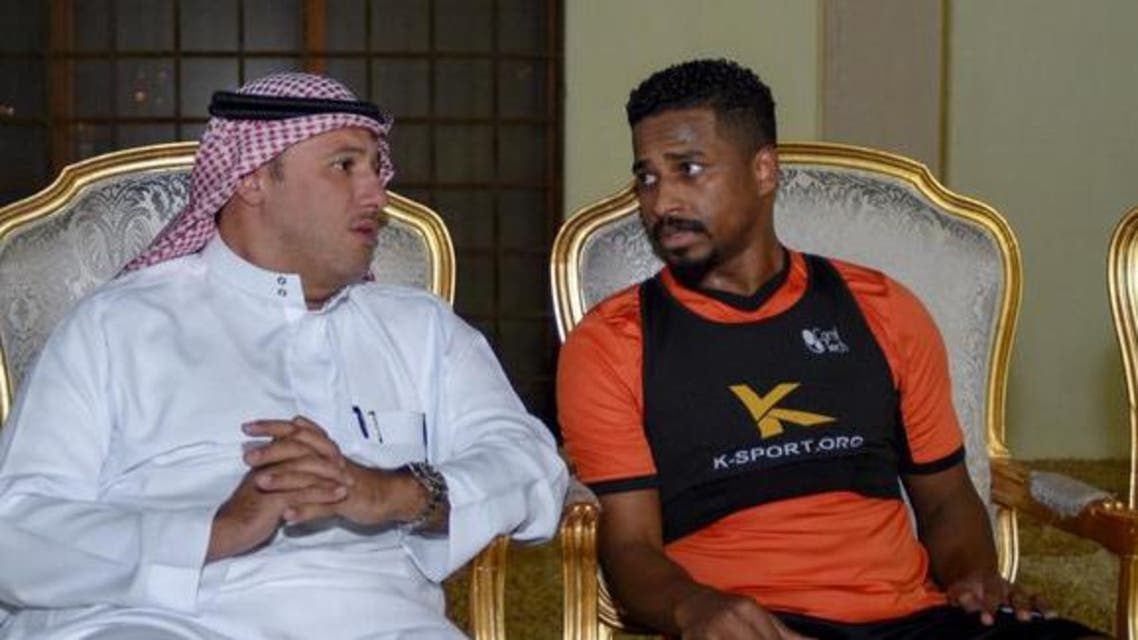 طلال آل الشيخ