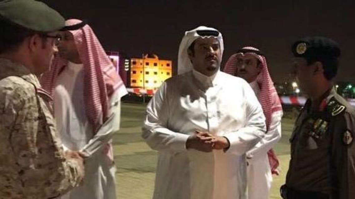 نائب أمير الرياض يتفقد مواقع شظايا صاروخ الحوثي