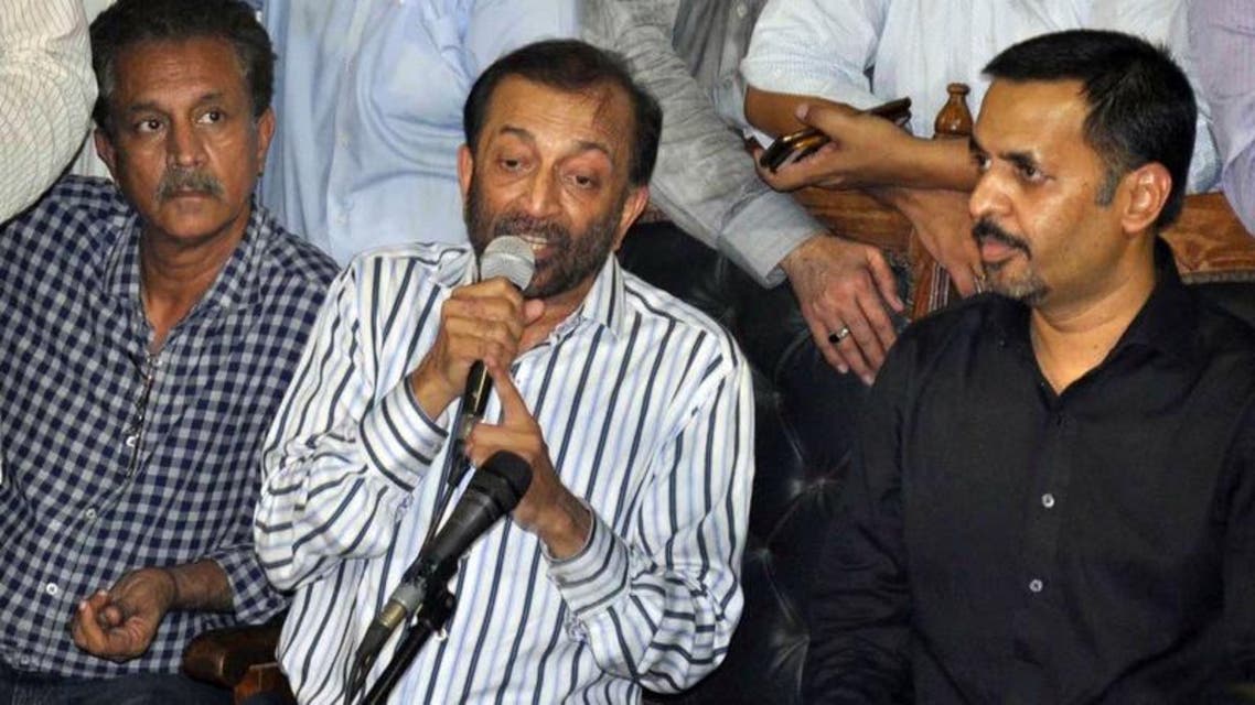 دائیں سے: مصطفیٰ کمال، ڈاکٹر فاروق ستار اور کراچی کے میئر وسیم اختر