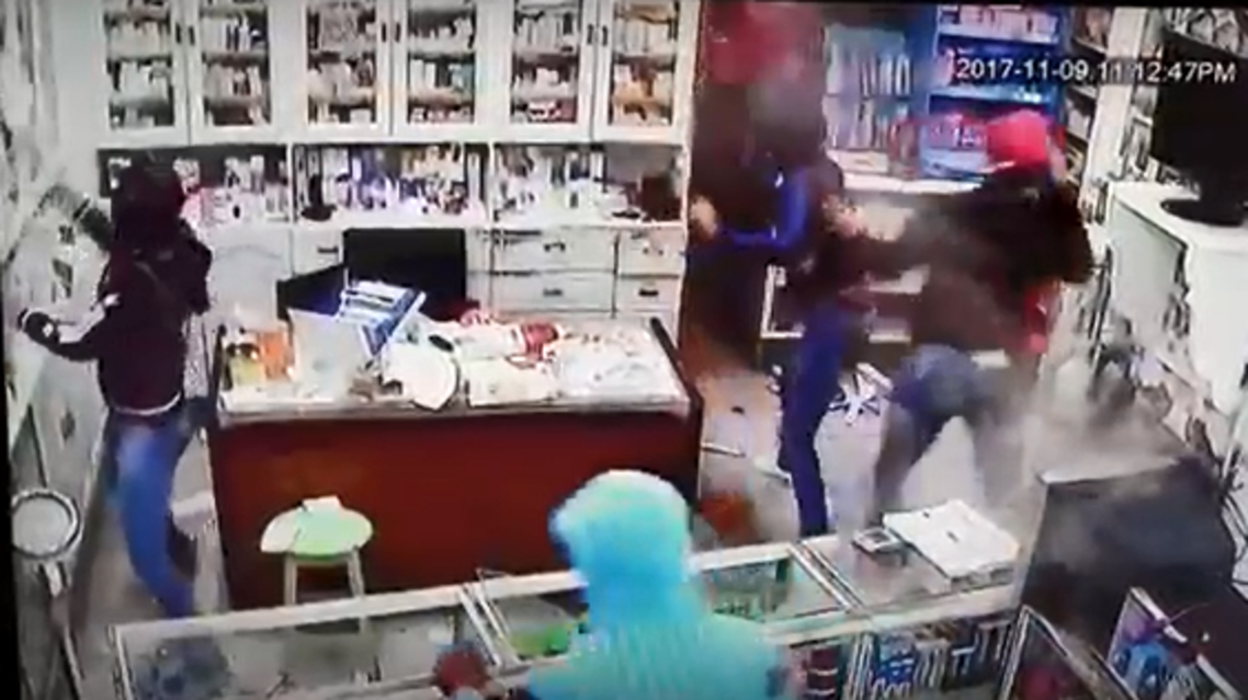 هذه تفاصيل فيديو اعتداء السيوف الذي أثار الرعب في مصر