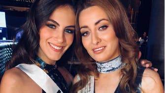 A ‘selfie’ brings Miss Iraq and Miss Israel together
