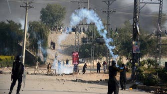 Pakistani police battle Islamist hardliners near capital