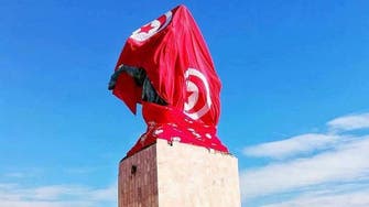 تونس.. احتجاجات ضد نصب تمثال لبورقيبة في صفاقس