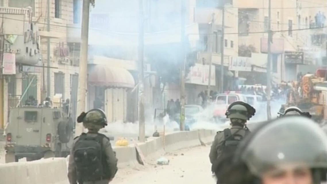 THUMBNAIL_ قوات الاحتلال تصيب العشرات من الفلسطينيين