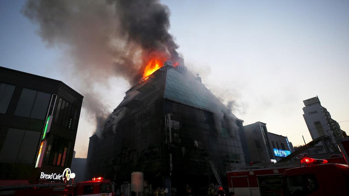 Sixteen people died and more than 10 others were injured in a fire that engulfed a commercial building in Jecheon on December 21, 2017. (AFP)