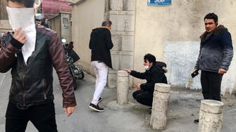 انتفاضة إيران.. إغلاق محطات مترو بوسط طهران