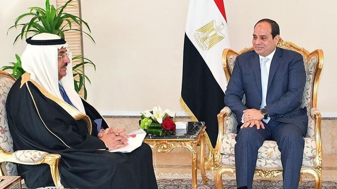 السيسي ووزير الخدمة المدنية وعضو مجلس الوزراء السعودي عصام بن سعي في القاهرة