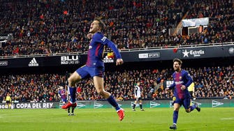 Coutinho scores as Barcelona reaches 5th straight Copa final