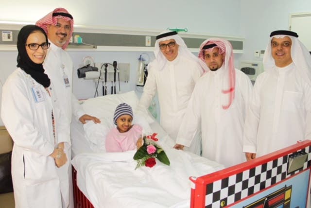 الدكتورة ريم البنيان خلال عملها في المستشفى