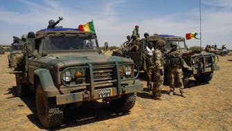 Trump paves way for sanctions in Mali conflict