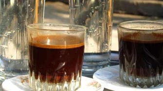 Why are Egyptians bringing their own coffee to coffee shops? 