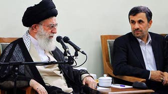 أحمدي نجاد يتهم خامنئي بنهب 190 مليار دولار 