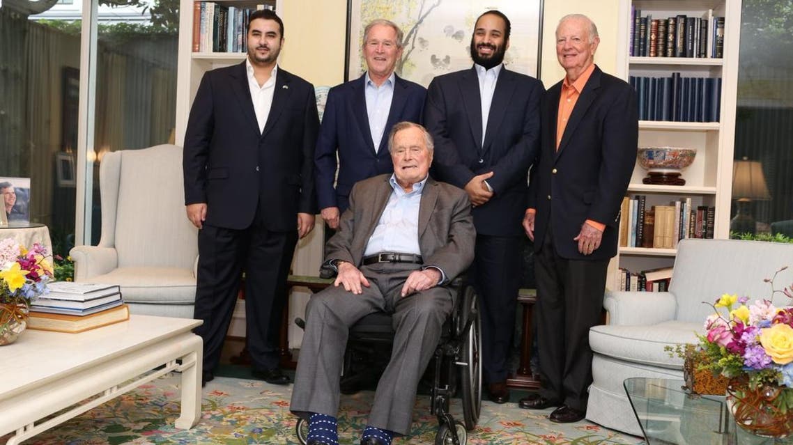 أثناء زيارة الأمير محمد بن سلمان للرئيس الأسبق جورج بوش الأب