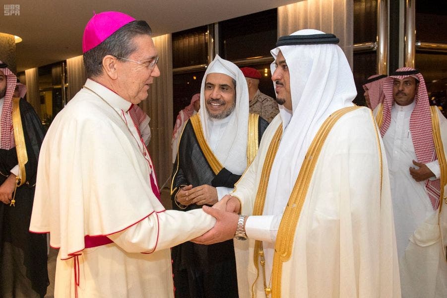 رئيس المجلس البابوي لحوار الأديان بالفاتيكان يصل الرياض