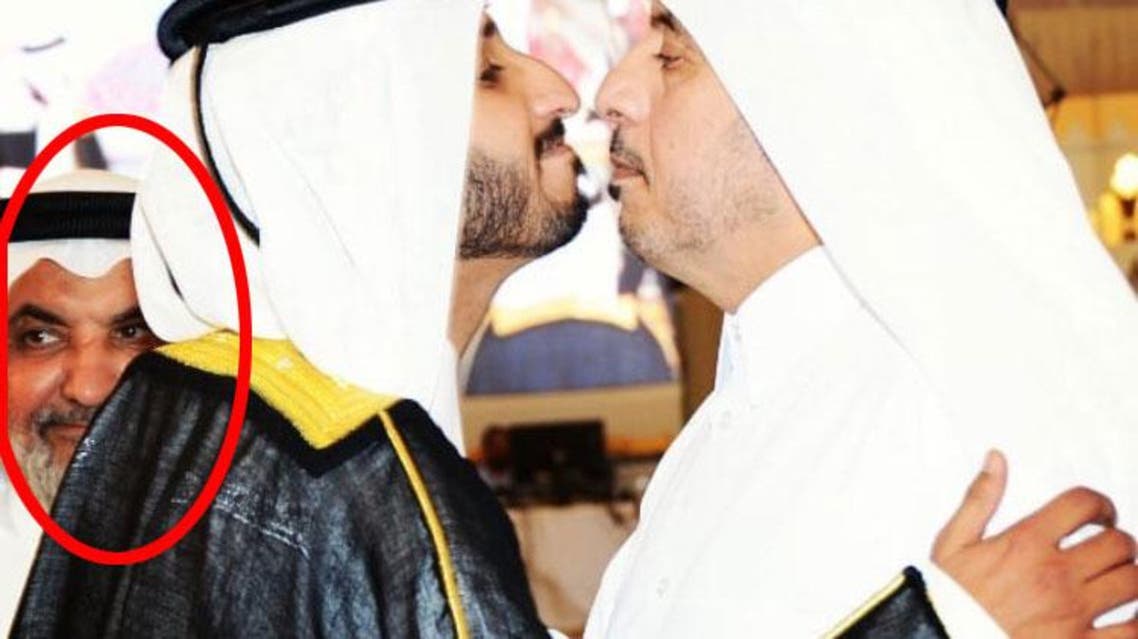 صورة لرئيس وزراء قطر مع الإرهابي النعيمي