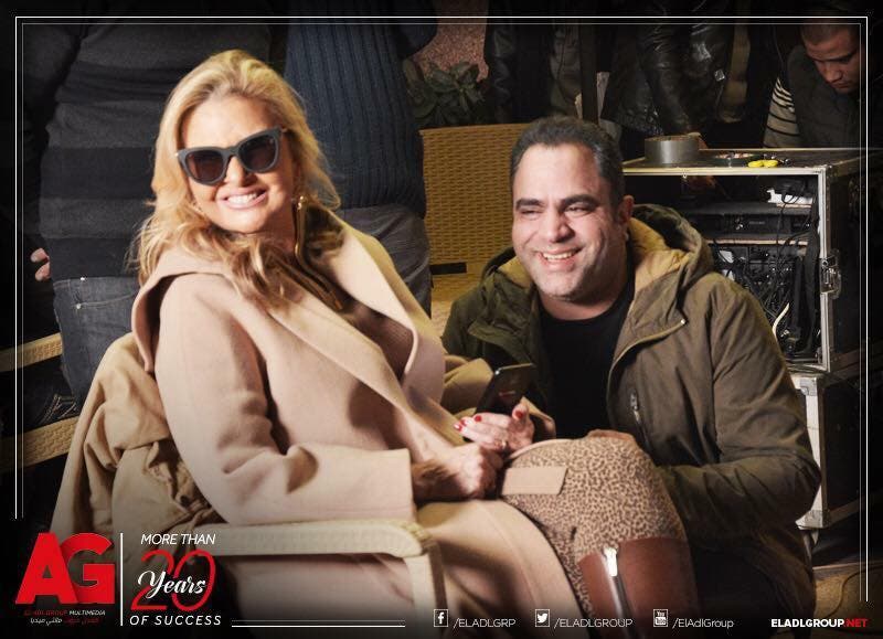 يسرا ومحمد شاهين في كواليس المسلسل