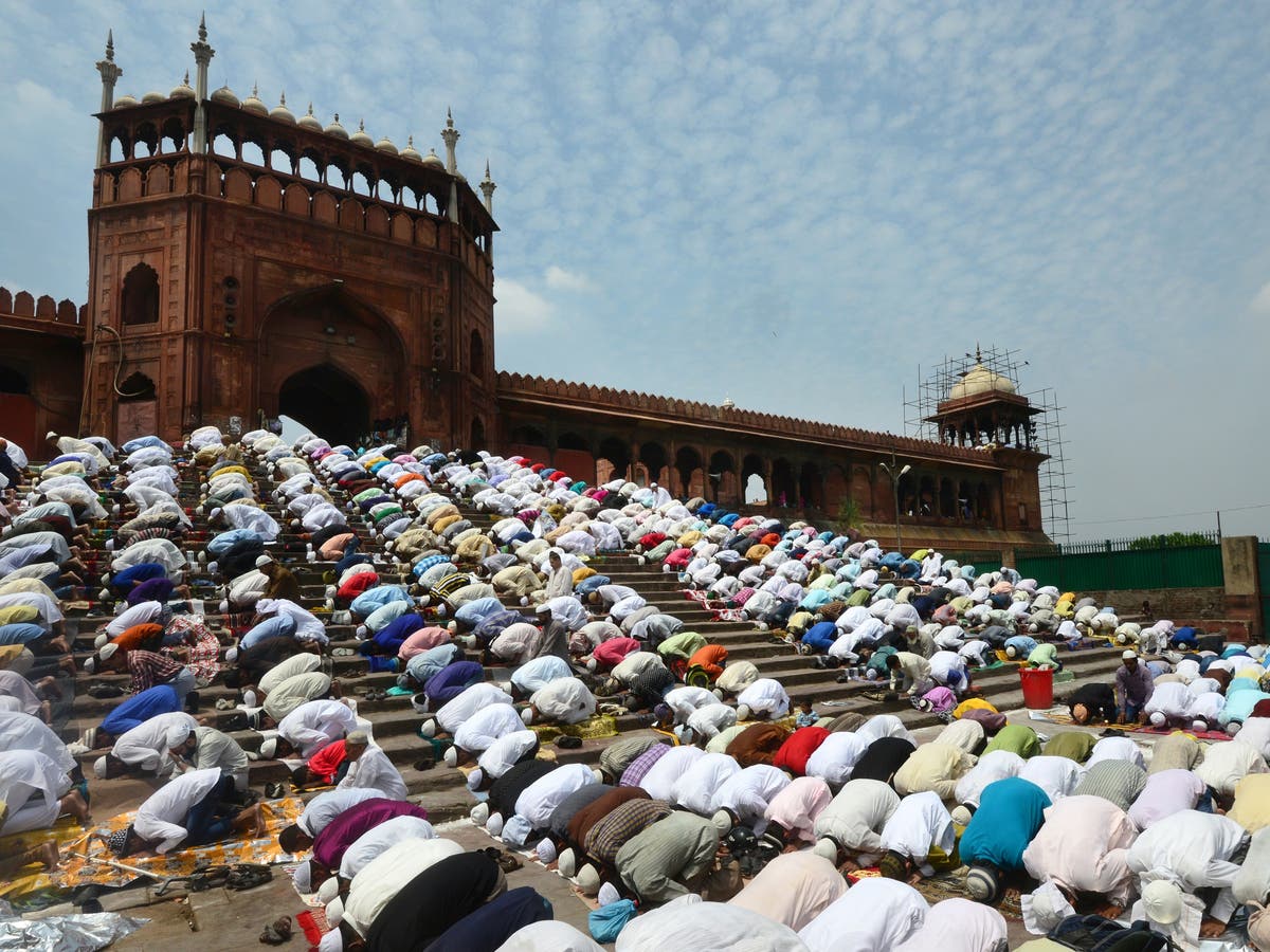 In a departure from the past, Ramadan begins same day in India, Pakistan |  Al Arabiya English