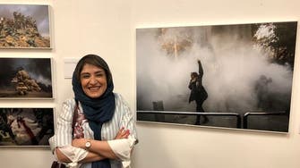 مصورة "أيقونة" انتفاضة إيران تحصد جائزة أفضل صورة