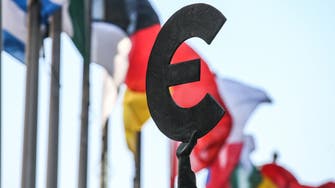 قطاع الخدمات القوي يبعد "منطقة اليورو" عن شبح الركود