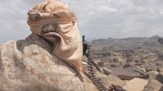 VIDEO: Houthi militias surrender as Yemeni Army makes gains on Nihm front