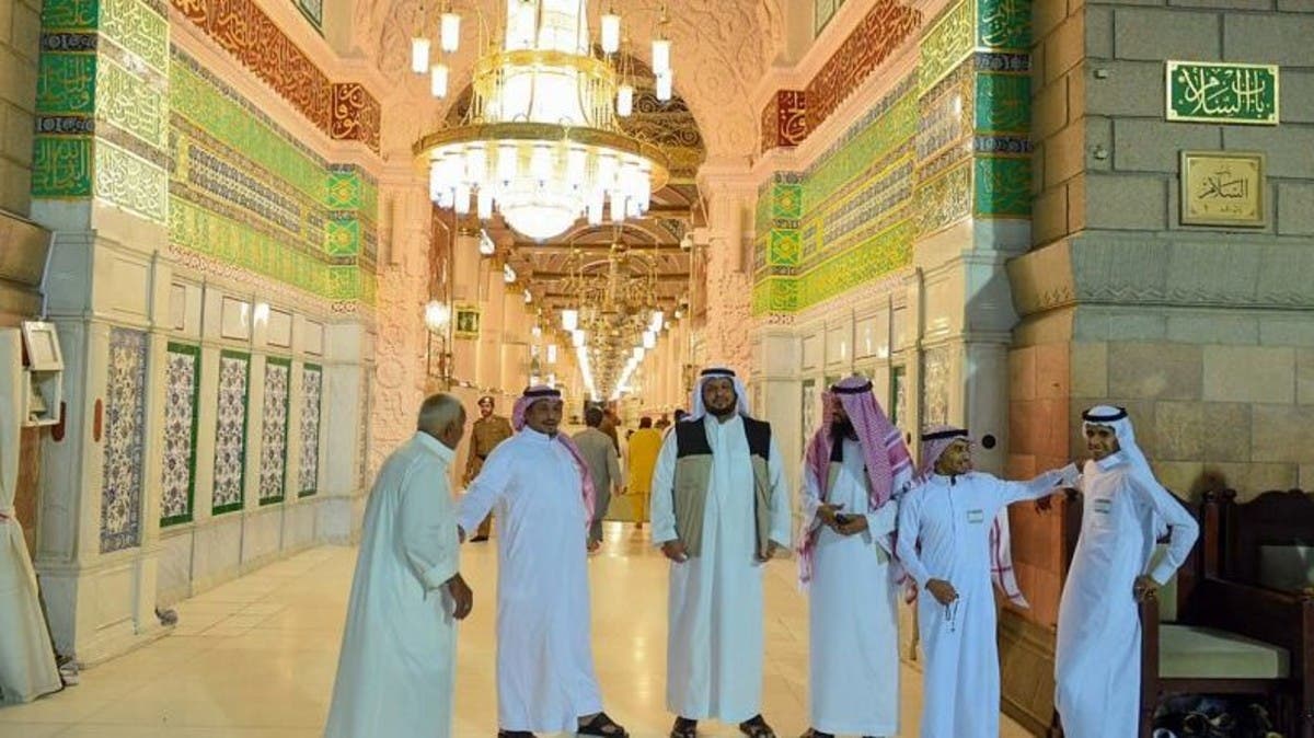 100 باب بالمسجد النبوي للزوار بشهر رمضان المبارك