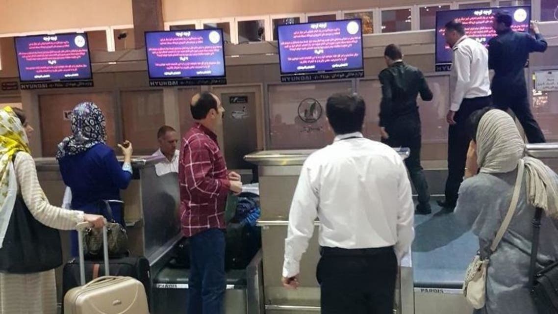 شاشات مطار تبريز
