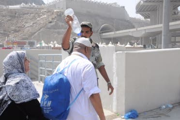 IN PICTURES: How Saudi Emergency Forces serve and protect Umrah, Hajj seasons 
