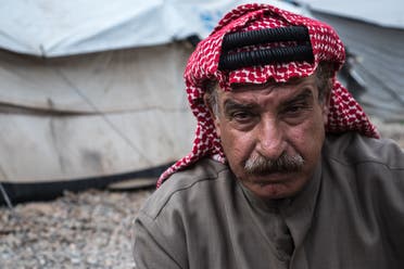Rasha and her father Halif live in a camp for displaced people in northern Iraq. (MSF)