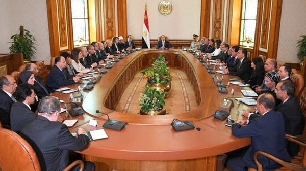 جانب من اجتماع السيسي بالحكومة الجديدة