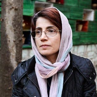 محامية "الحجاب" الإيرانية خلف القضبان.. غموض يلف مصيرها