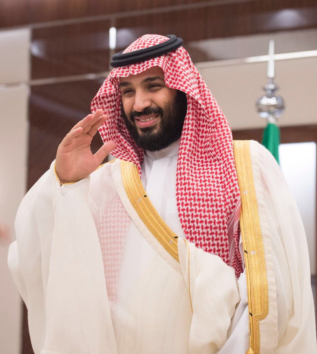 PICTURES: Saudi Crown Prince receives defense officials on occasion of Eid