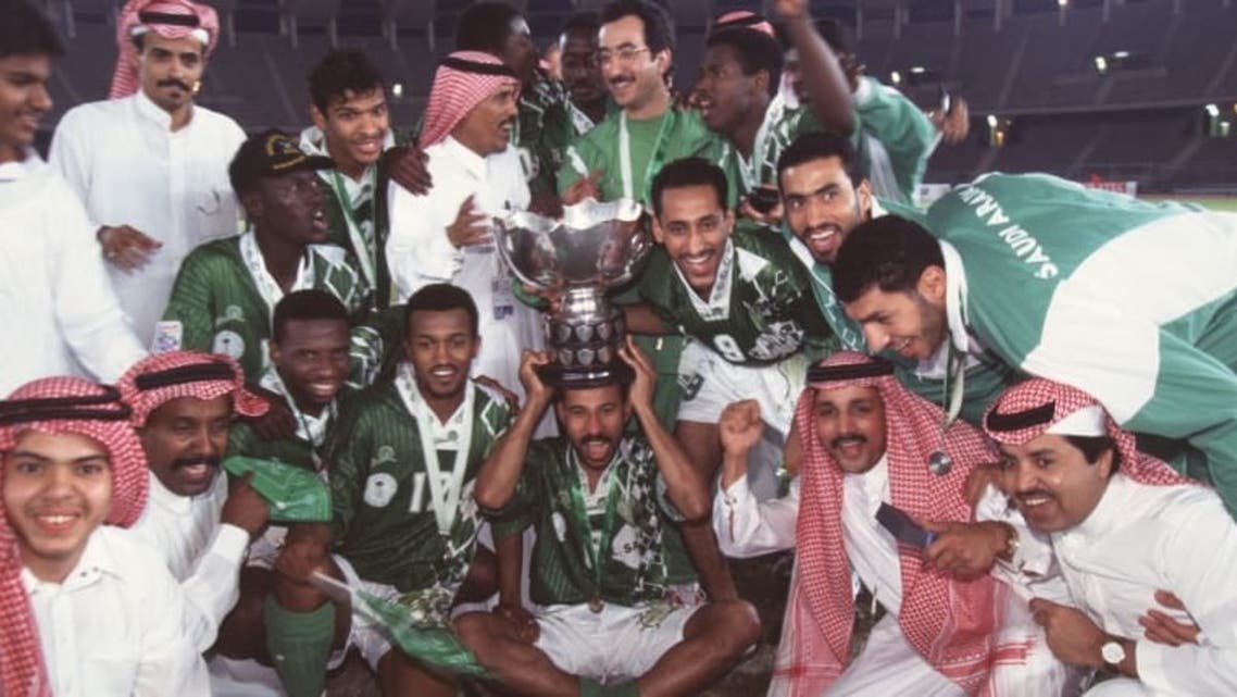 المنتخب السعودي محتفلا بآخر بطولاته الآسيوية