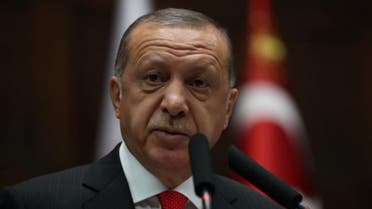 الرئيس التركي رجب طيب أردوغان في البرلمان