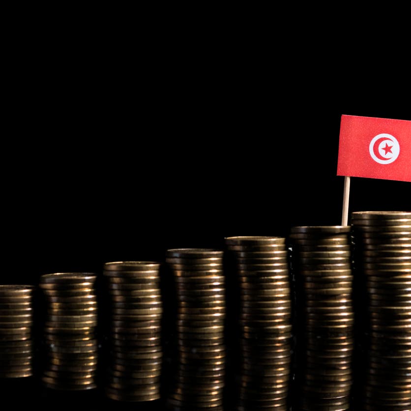 صراع الحكومة التونسية واتحاد العمال يتجدد.. خفض الأجور خط أحمر