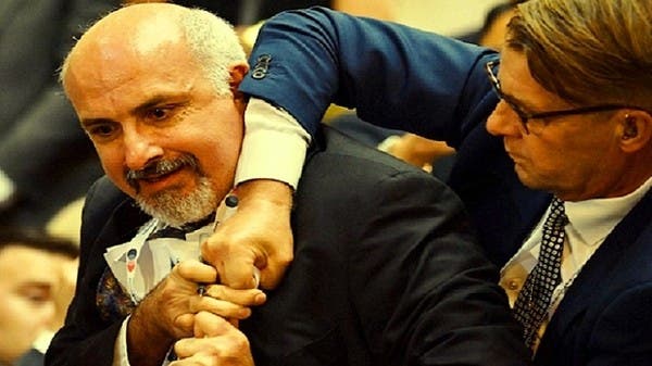 فيديو لطرد صحافي فلسطيني أميركي من مؤتمر بوتين- ترمب