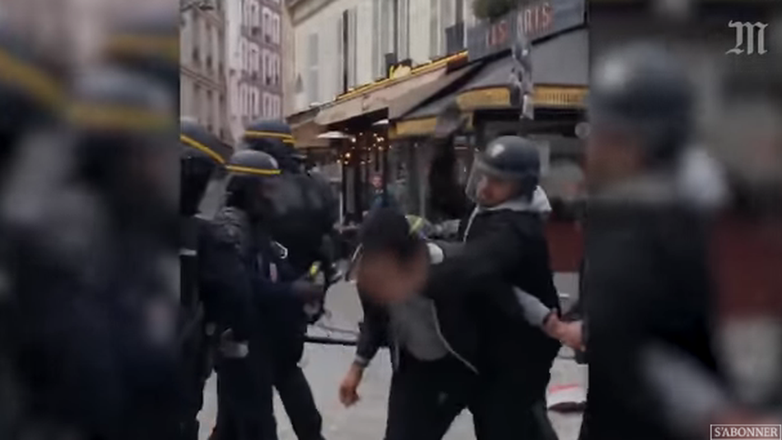 macron bodyguard (Screengrab)