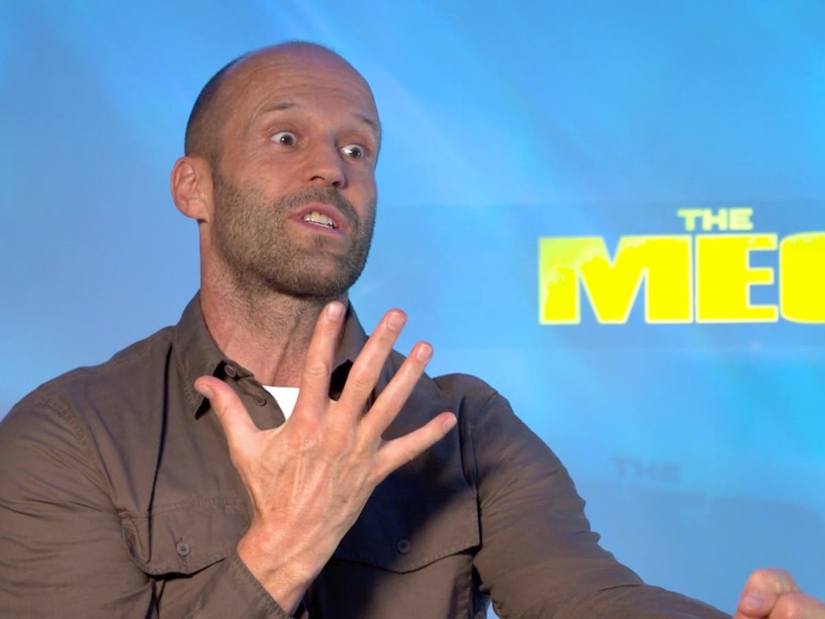 WATCH: How Jason Statham overcame his fear of sharks before filming The Meg | Al Arabiya English WATCH: How Jason Statham overcame his fear of sharks before filming The Meg | Al Arabiya English