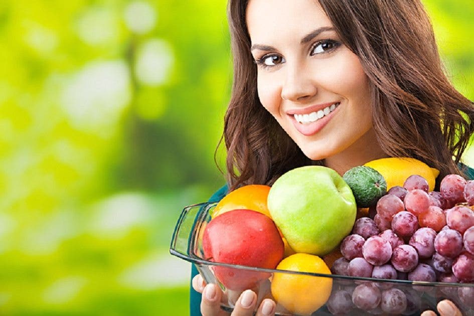 الخضروات والفواكه تحمي البشرة