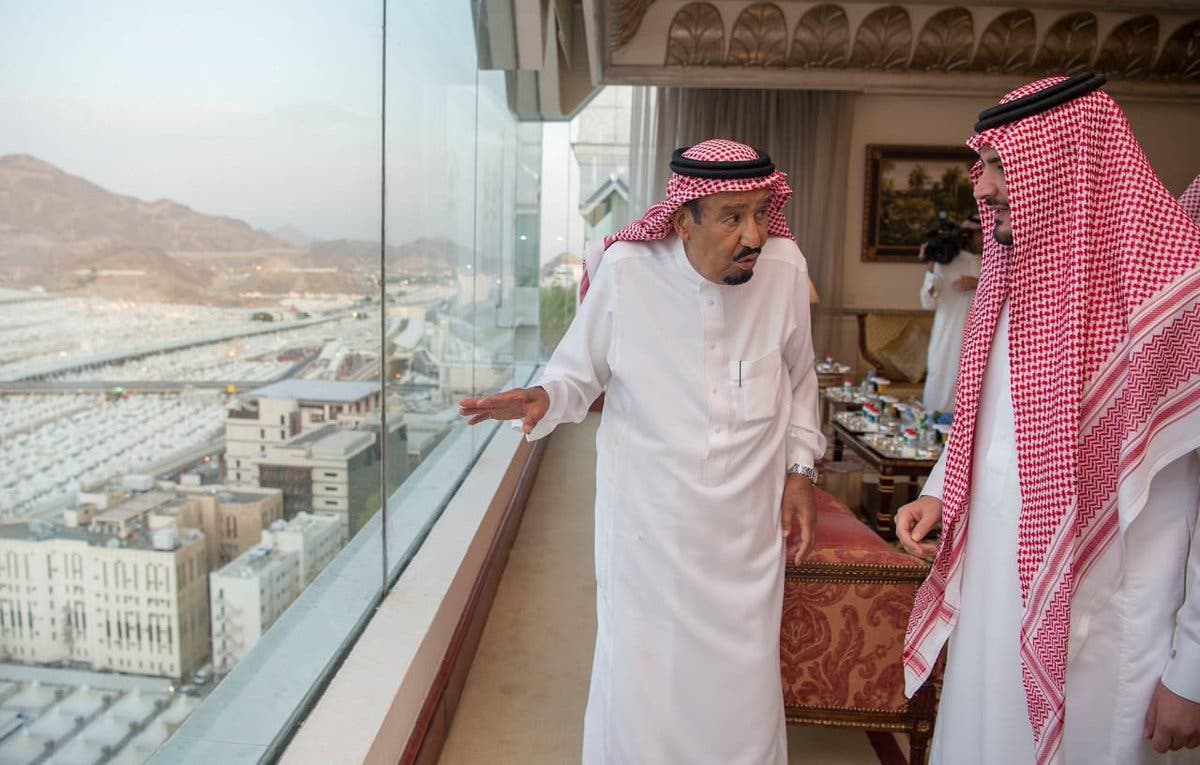Saudi King Salman arrives in Mina, reassured of pilgrims’ comfort