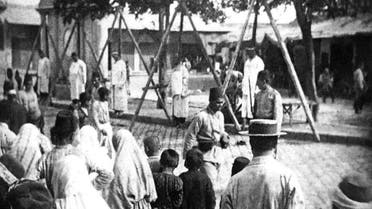 صورة لإحدى عمليات إعدام الأرمن التي قادتها القوات العثمانية بأضنة