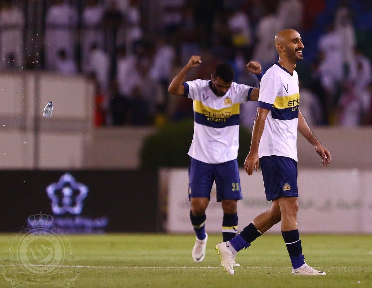 حمد المنصور محتفلا عقب الفوز