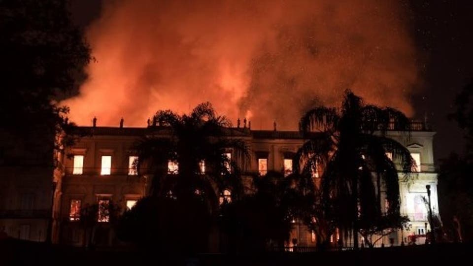 حريق ضخم يلتهم متحف ريو دي جانيرو الشهير 07ec1013-fbbb-478d-bcc2-0e2c50f78948_16x9_1200x676